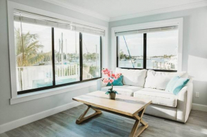 Sailfish Suites 7 - Waterfront Lodging